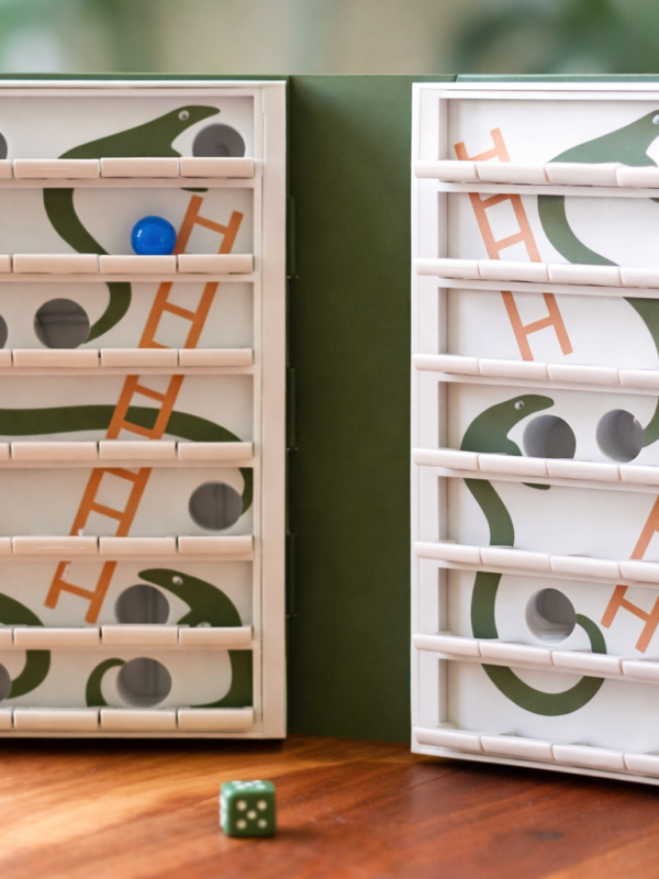 snakes book 1 Juego Libro "Serpientes y escaleras"